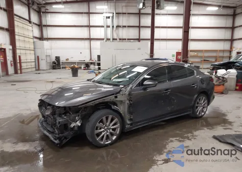 2019 Mazda Mazda3 Premium Package z USA, uszkodzony, nr VIN 3MZBPAEM2KM102340